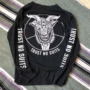 “TRUST NO SUITS” Sketchy Tank Long-Sleeve ☠️ skate